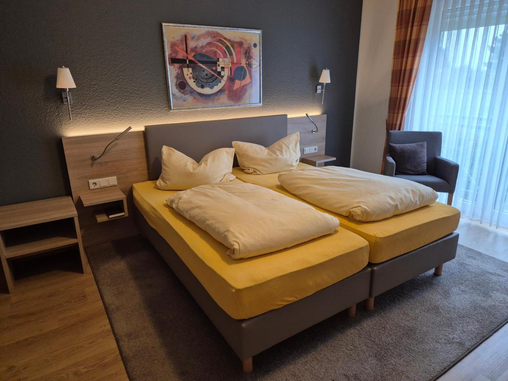 Hotel Zur Waage Бад-Мюнстерайфель Экстерьер фото